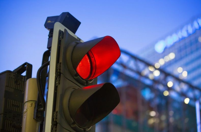 great-use-of-sms-to-report-faulty-traffic-lights-in-london-the