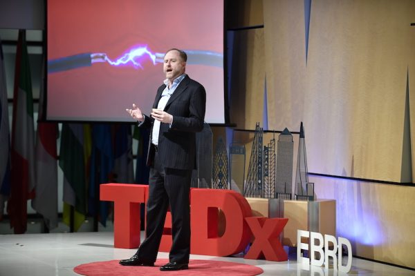 andrew-grill-tedxedrb5-m » The Actionable Futurist® Andrew Grill - Trusted Board-level Advisor & International Keynote Speaker