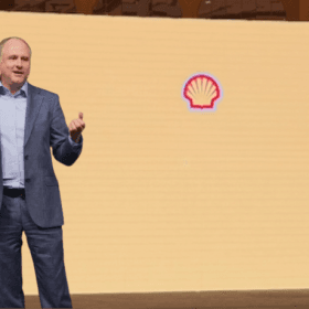 Global Keynote Speaker Andrew Grill at the Shell Licensee Summit in Istanbul 2025